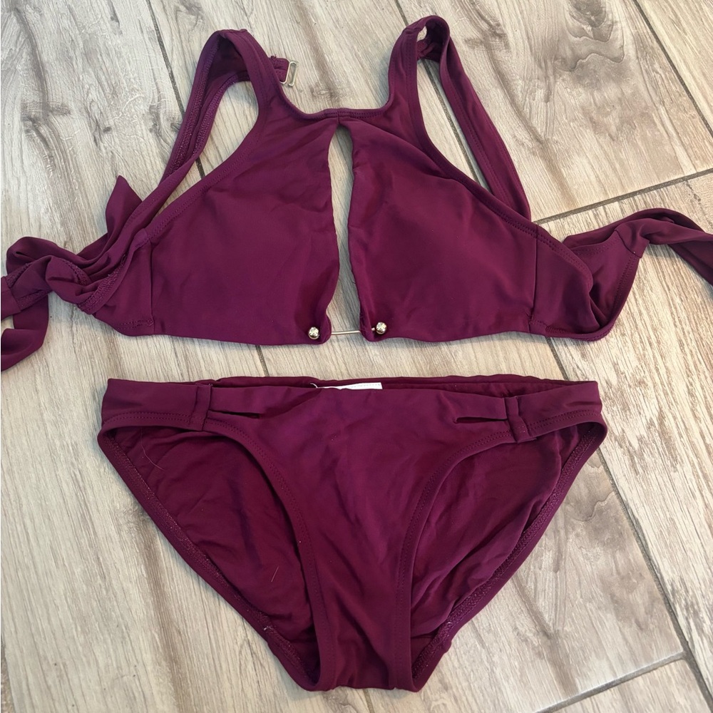 Robin Piccone Stylish Maroon Bikini Set in size XS